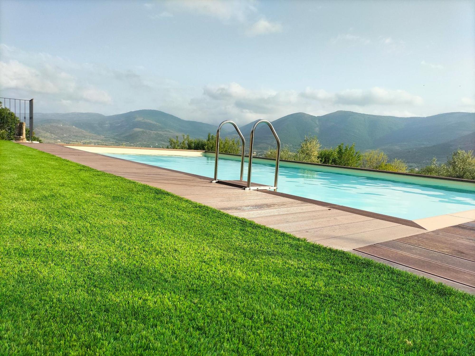 Al Casolare Otel Ofena Dış mekan fotoğraf